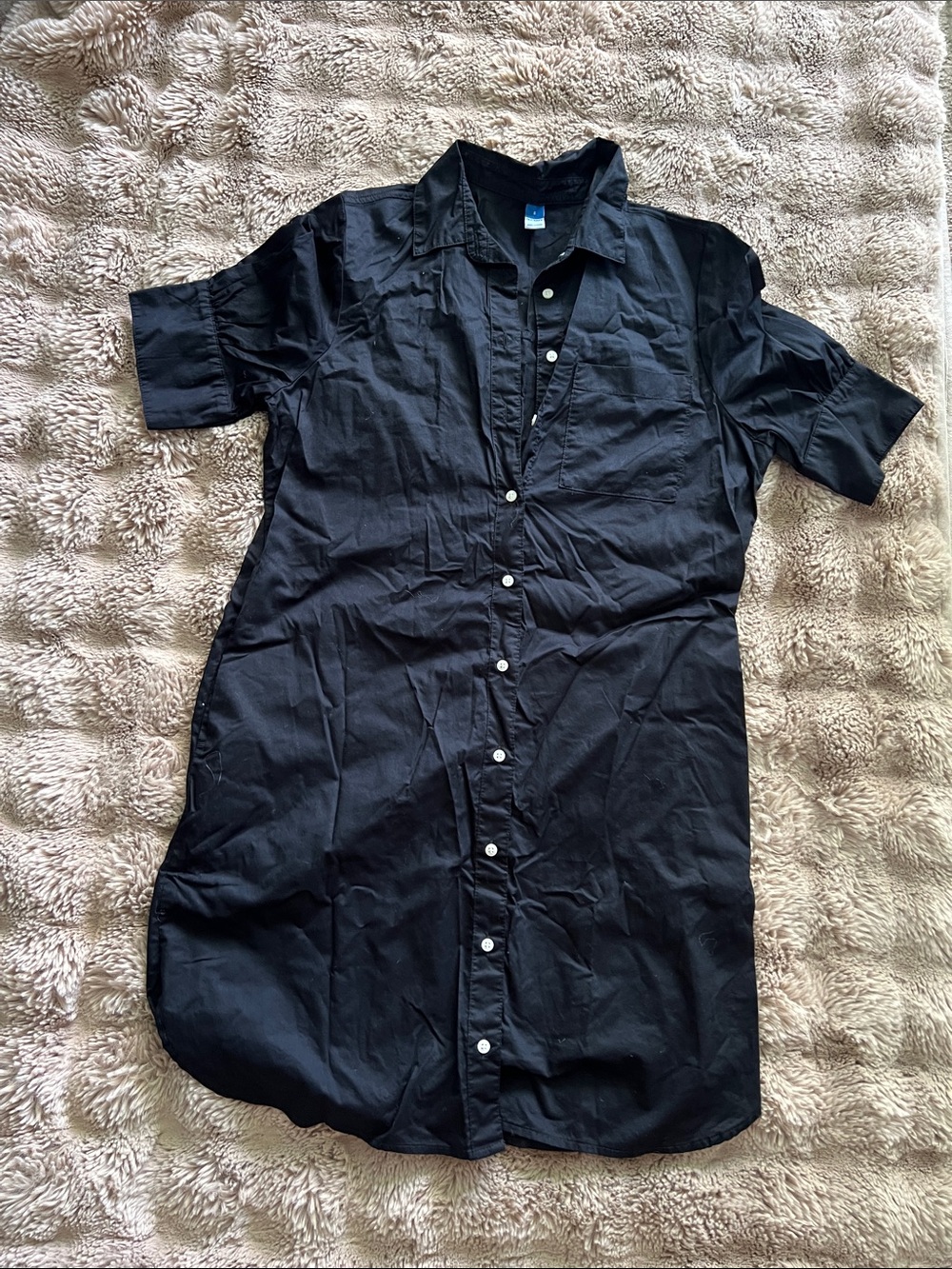Old Navy Black Short-Sleeve Button-Down Shirt